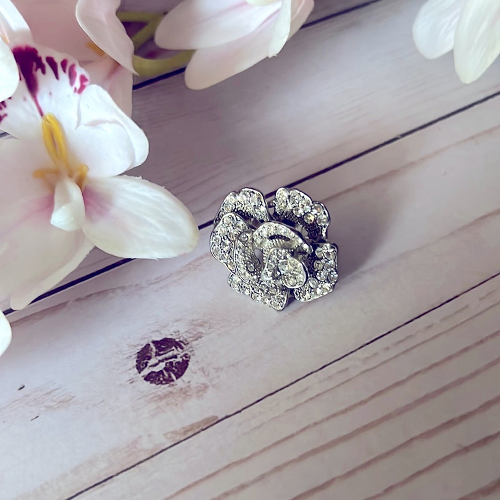 🌺Silver Flower Diamond Ring 💍